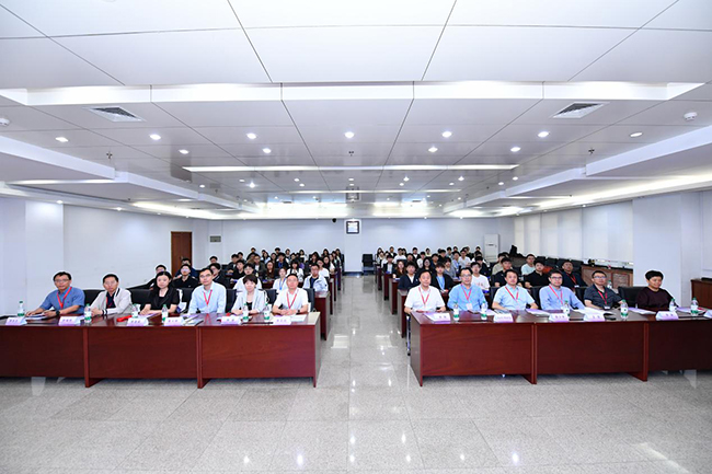 自拍偷拍
承办2025年先进半导体与通信国际学术会议（ICASC 2025）暨人工智能研讨会